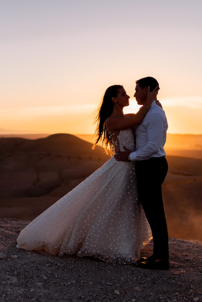 Photographie du mariage de Léa et Mathias dans le désert d'Agafay